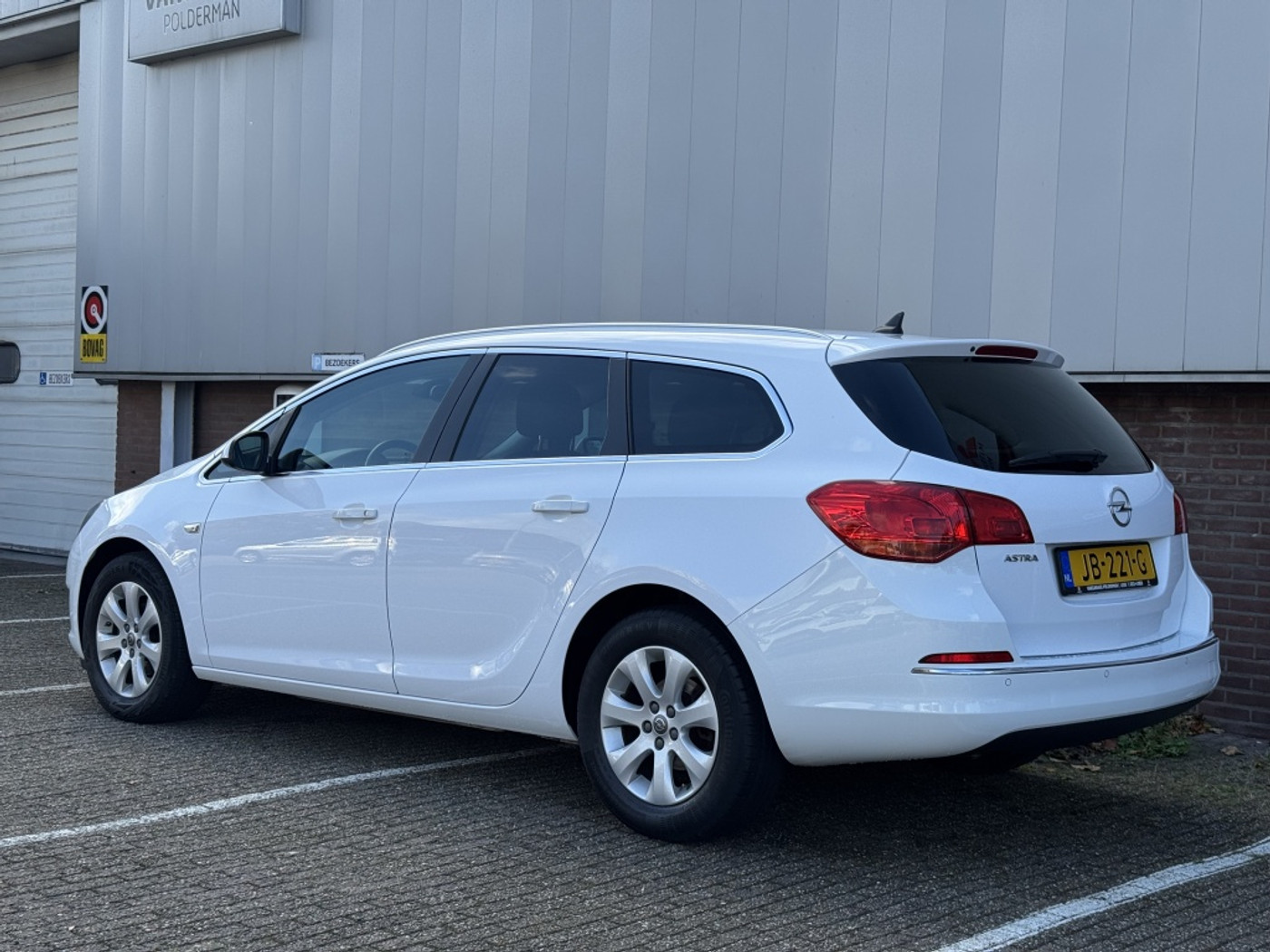 Foto van Opel Astra Sports Tourer