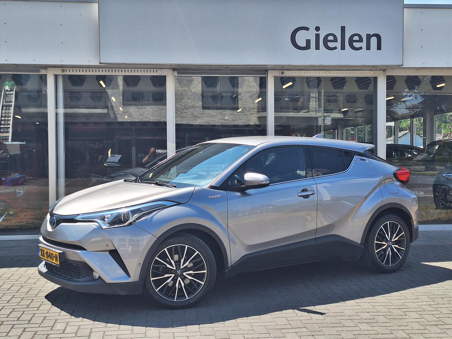 Toyota Toyota C-hr 1.8 Hybrid Style | Dodehoekherkenning, Navigatie, Parkeersensoren, Stoel + Stuurverwarming, DAB, Keyless, 18 inch 2018 - voorkant