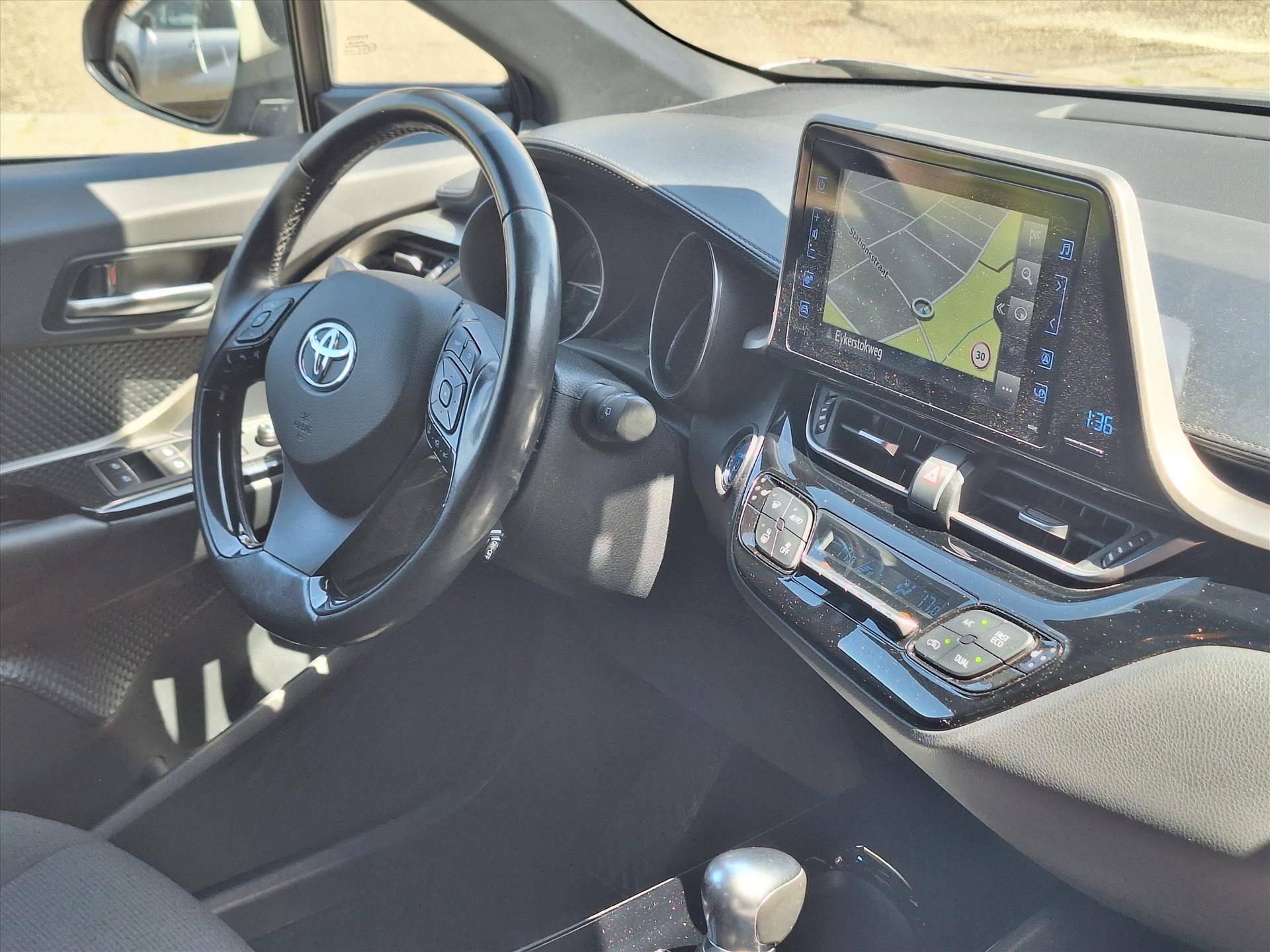Foto van Toyota Toyota C-hr