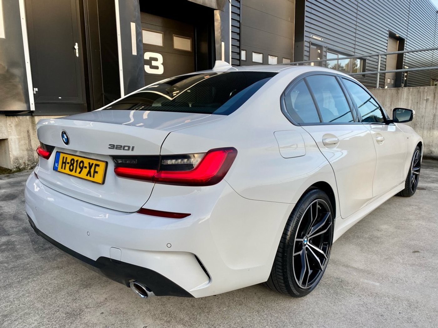 Foto van BMW 320i
