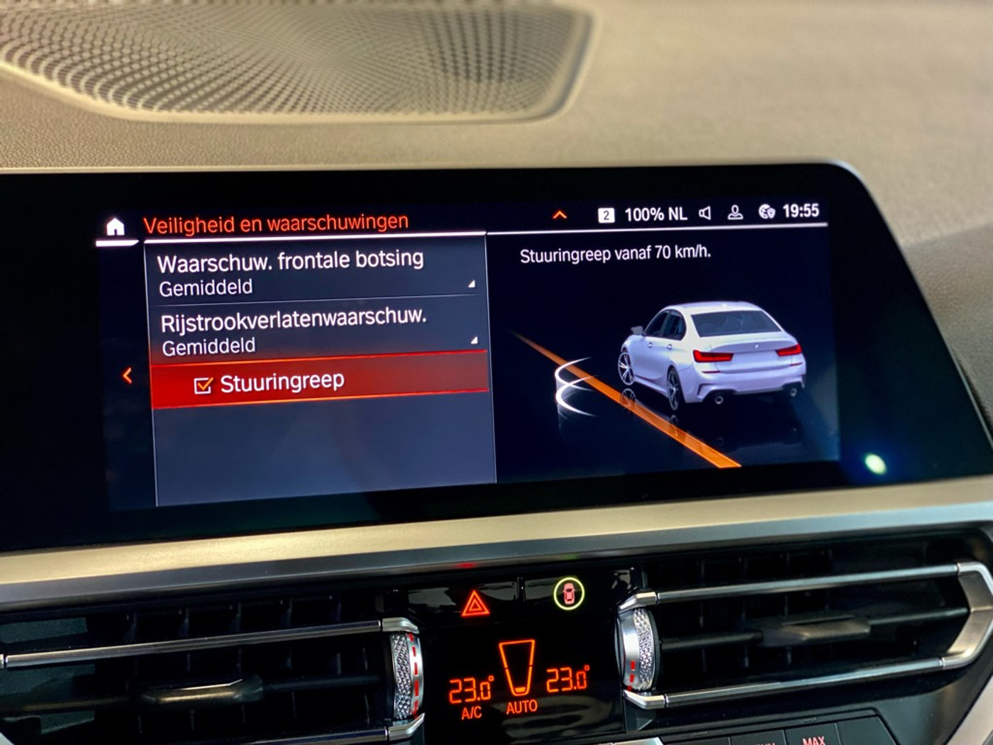 Foto van BMW 320i