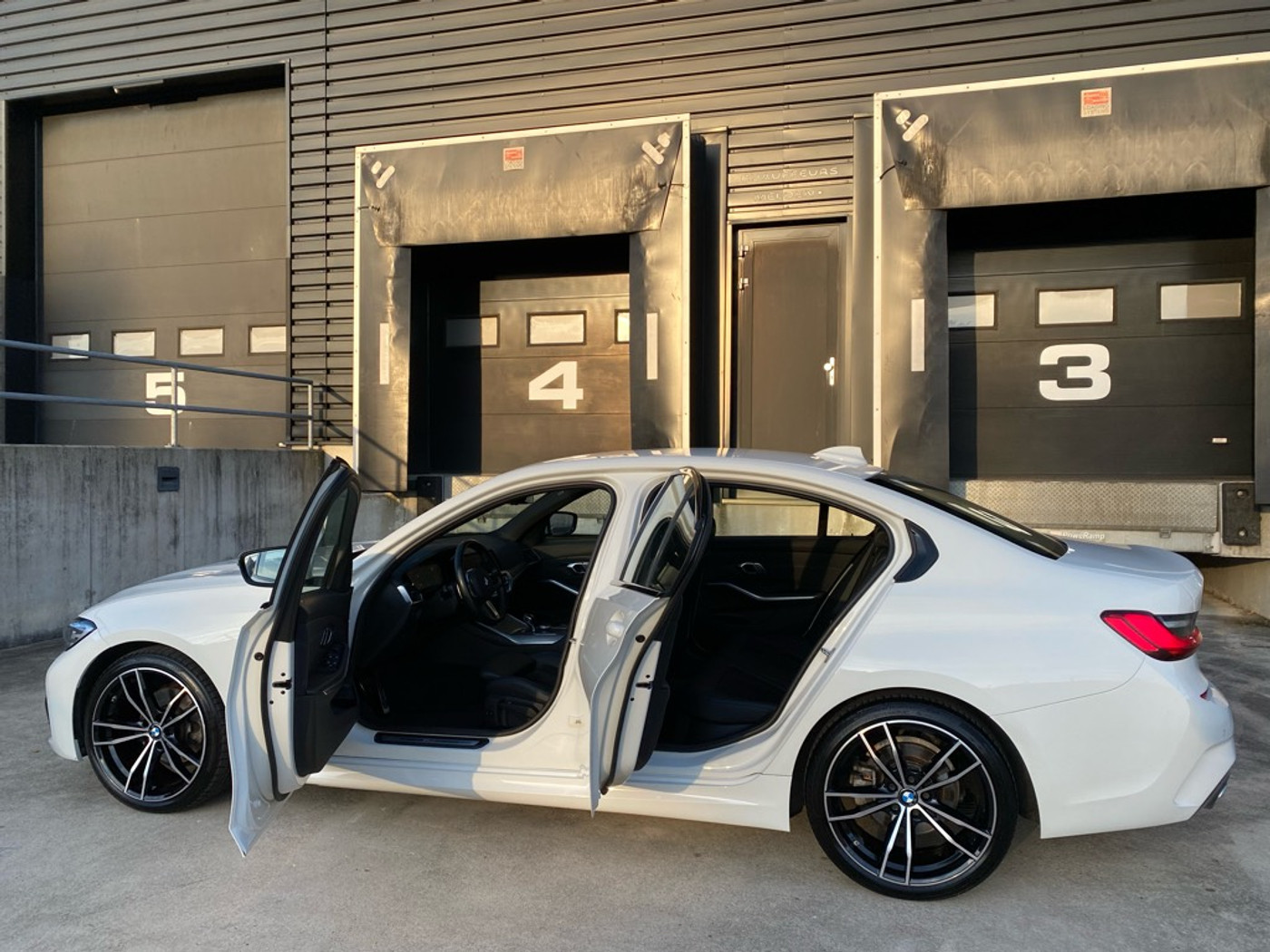 Foto van BMW 320i