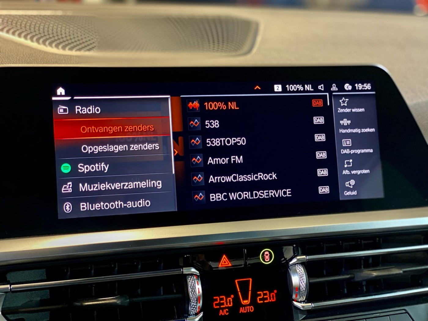 Foto van BMW 320i