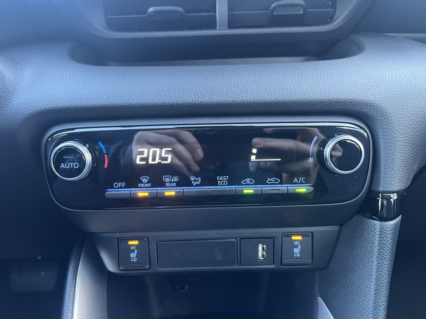 Foto van Mazda Mazda2 Hybrid