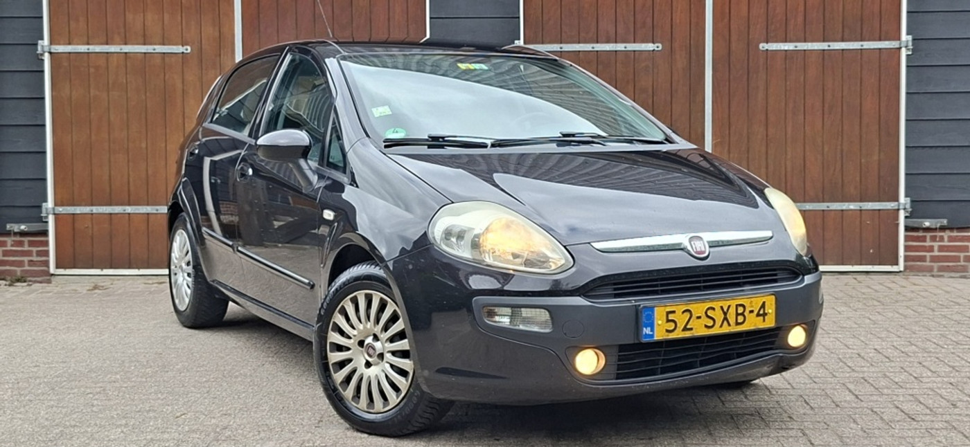 Fiat Fiat Punto 1.3 M-Jet Dynamic | CLUTCH GONE | 5 deurs | Trekhaak | NAP 2011 - voorkant