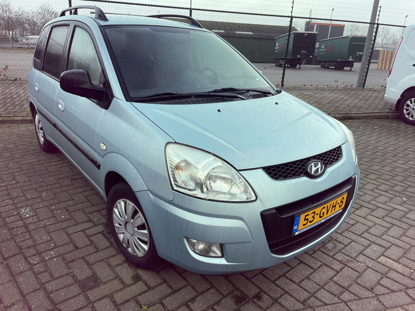 Hyundai Matrix 1.6i Dynamic LEES TEKST 2008 - voorkant