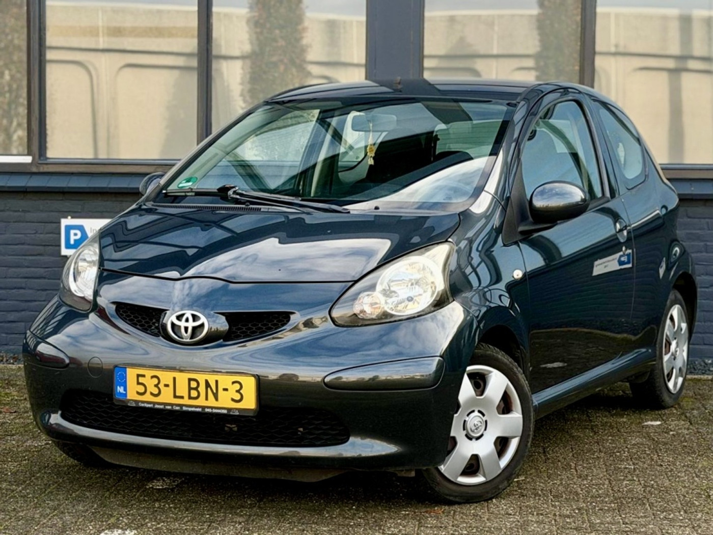 Toyota Toyota Aygo 1.0-12V + |Airco |Nieuwe APK |5Deurs |Lage KM 2006 - voorkant