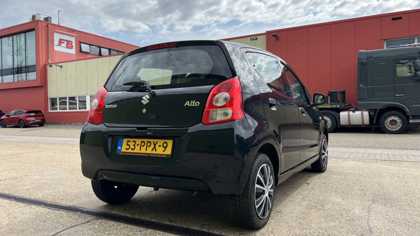 Foto van Suzuki Alto