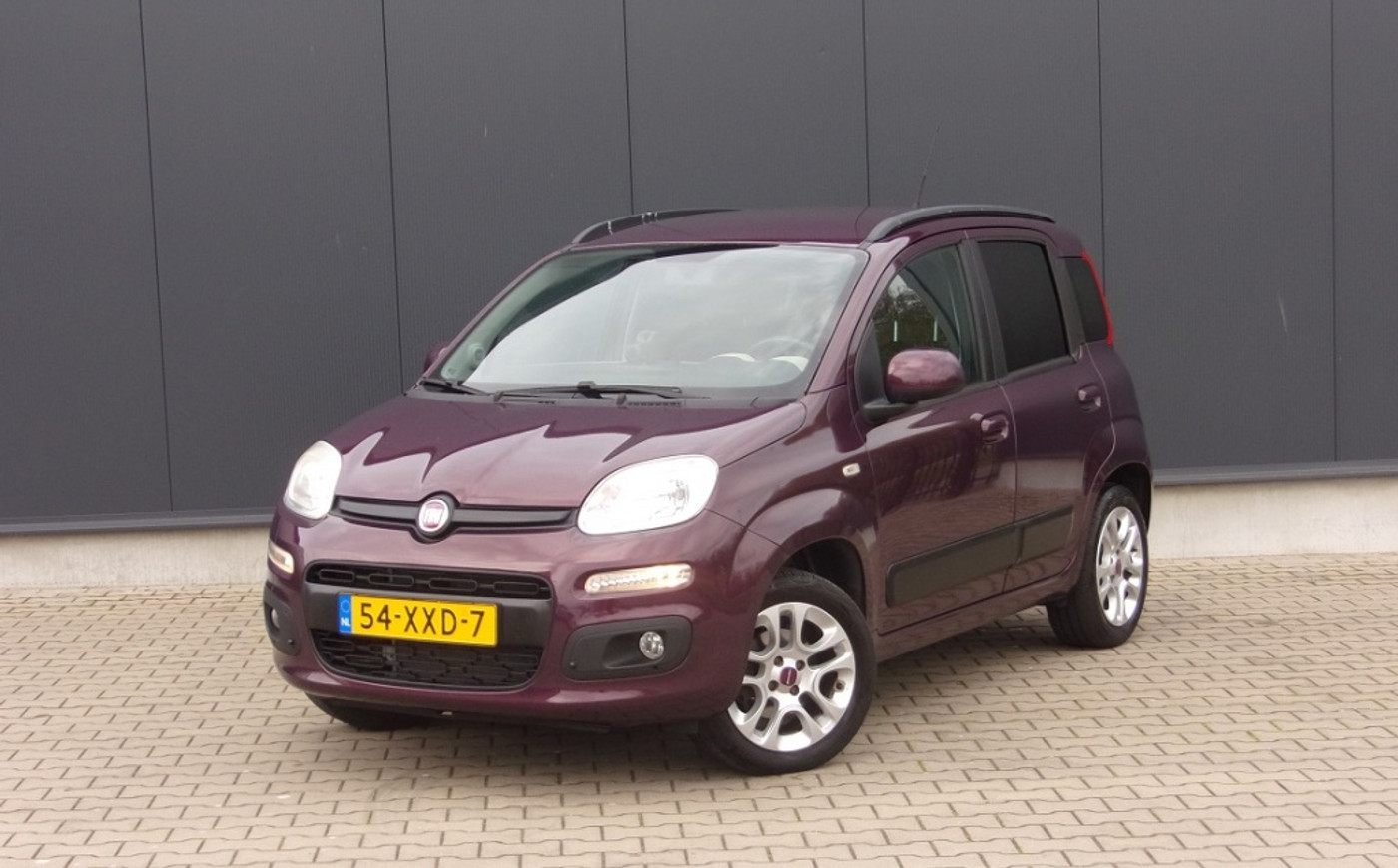 Fiat Panda 0.9 TwinAir Lounge 2012 - voorkant