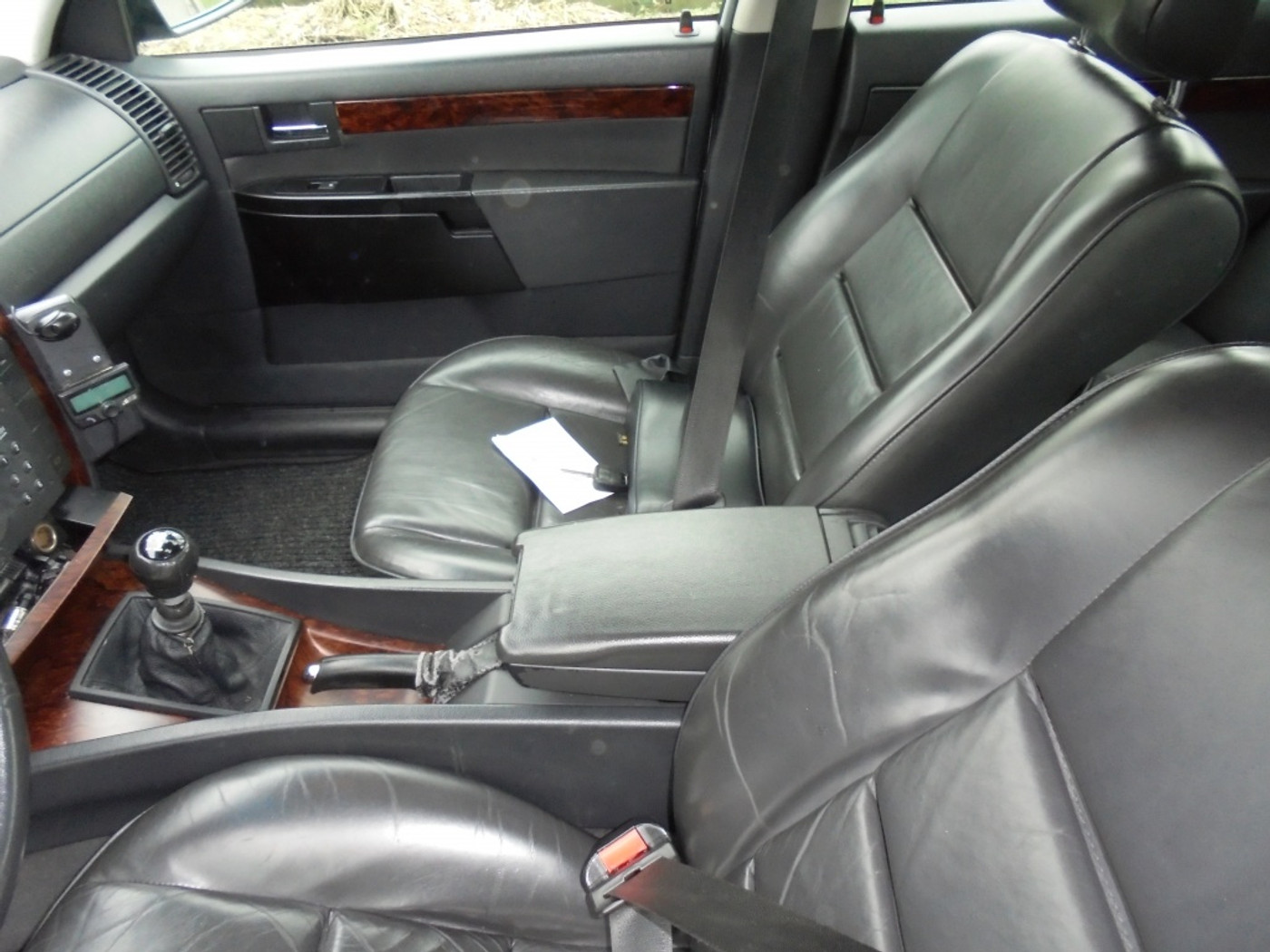 Foto van Opel Omega-b