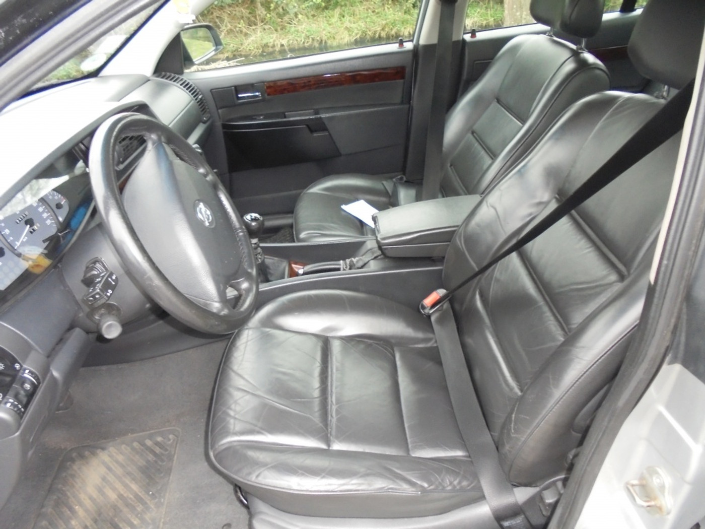 Foto van Opel Omega-b