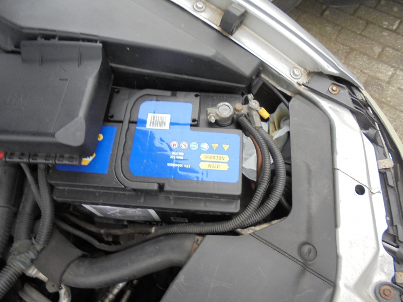 Foto van Opel Omega-b