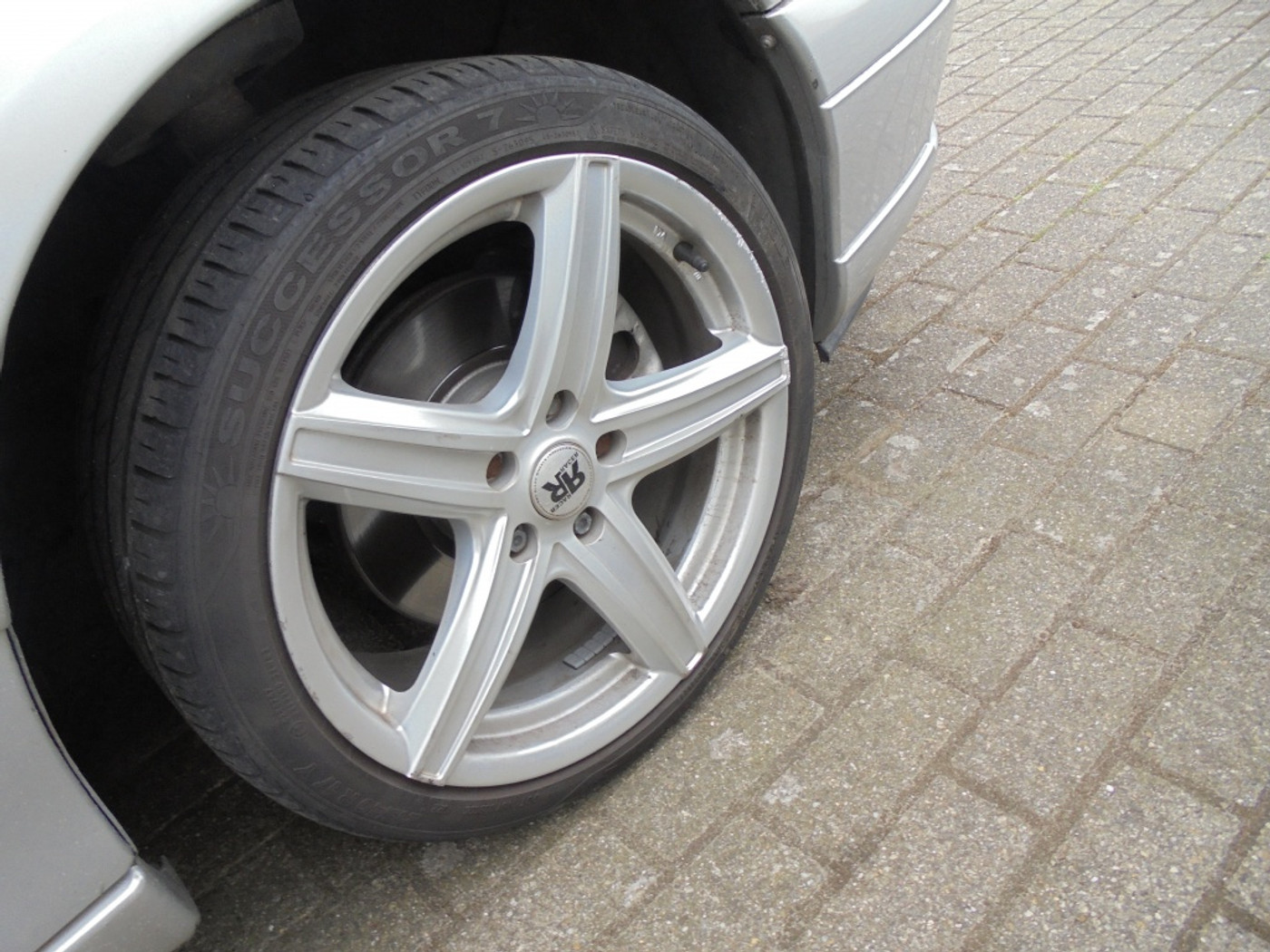 Foto van Opel Omega-b