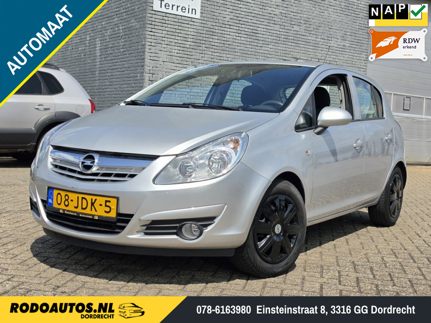 Opel Corsa 1.4-16V Enjoy 2009 - voorkant