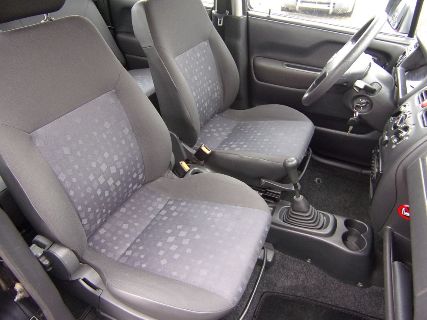 Foto van Opel Agila