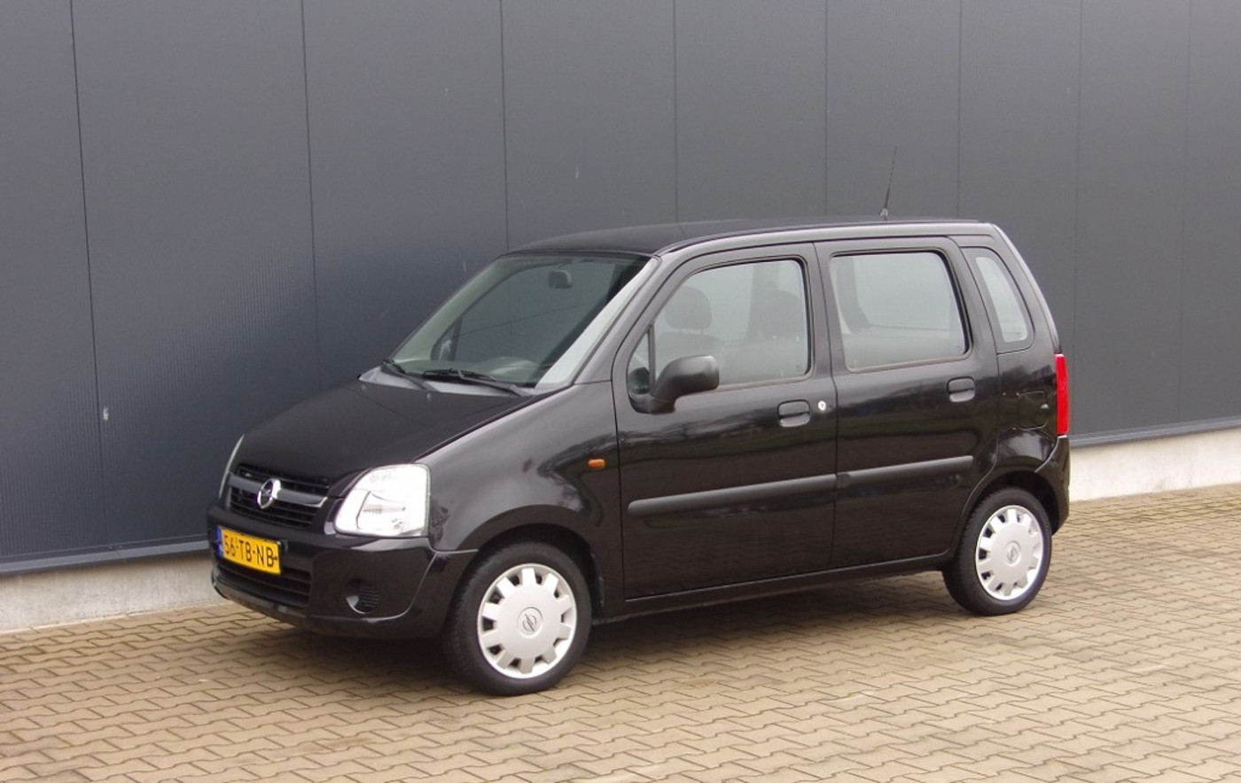 Foto van Opel Agila