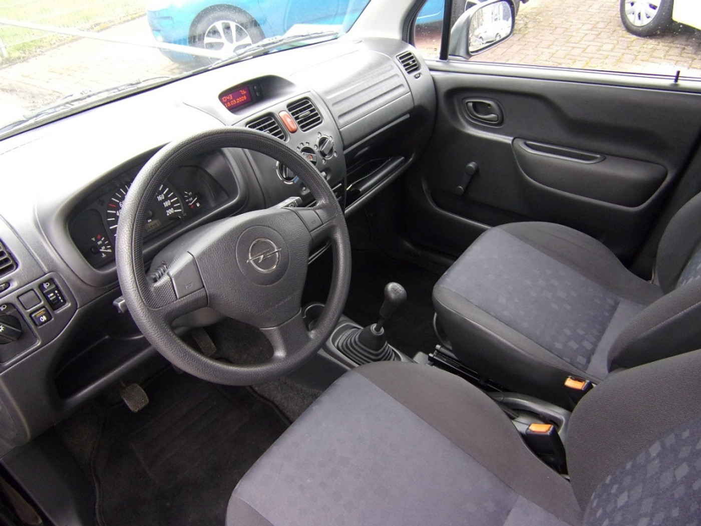 Foto van Opel Agila