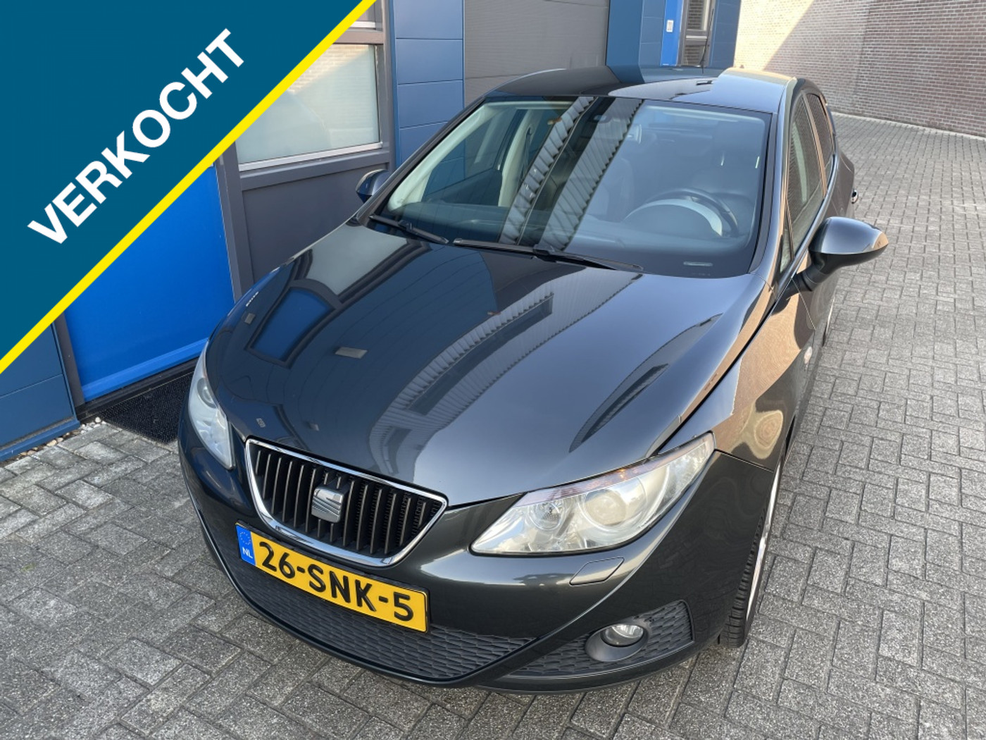 Seat Ibiza 1.2 TSI SPORT NAVI BlueTh NL-Auto DSG AUTOMAAT!! 2011 - voorkant
