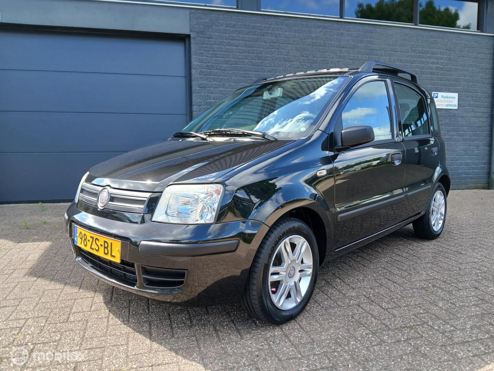 Fiat Fiat Panda 1.2 113.000Km Nap/Panoramadak/NW. Distributieriem 2008 - voorkant
