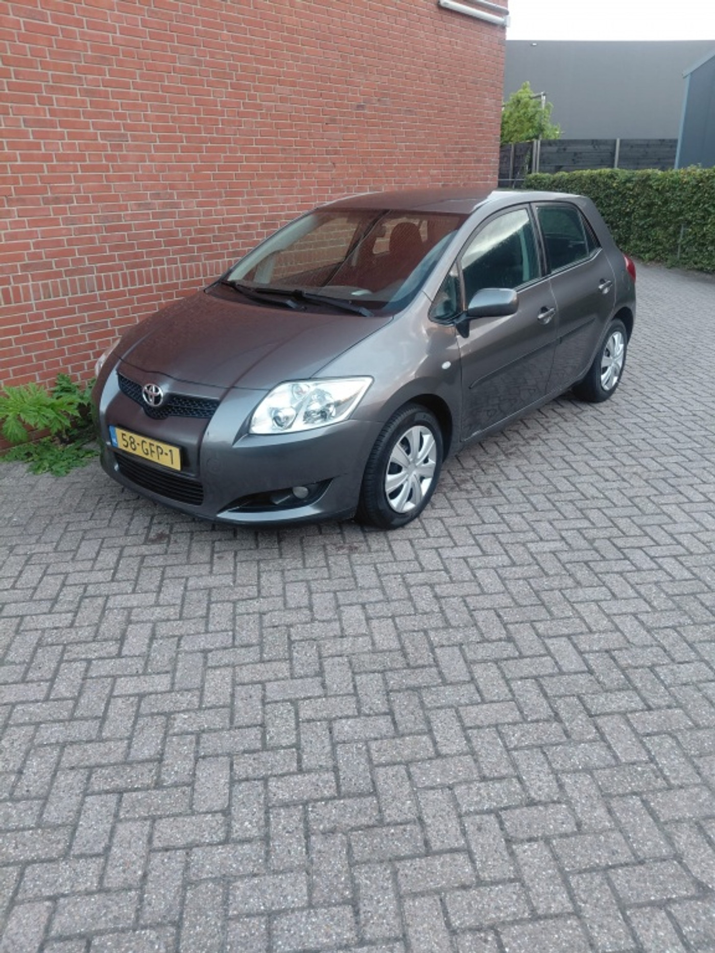 Toyota Toyota Auris 1.4-16V Sol 2008 - voorkant