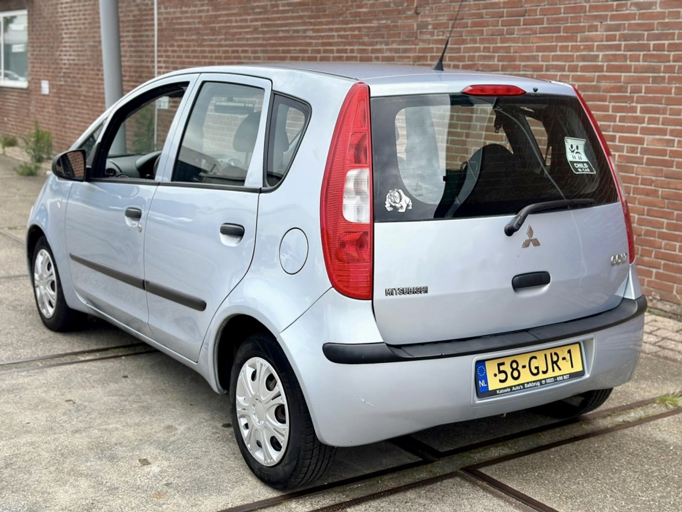 Foto van Mitsubishi Colt