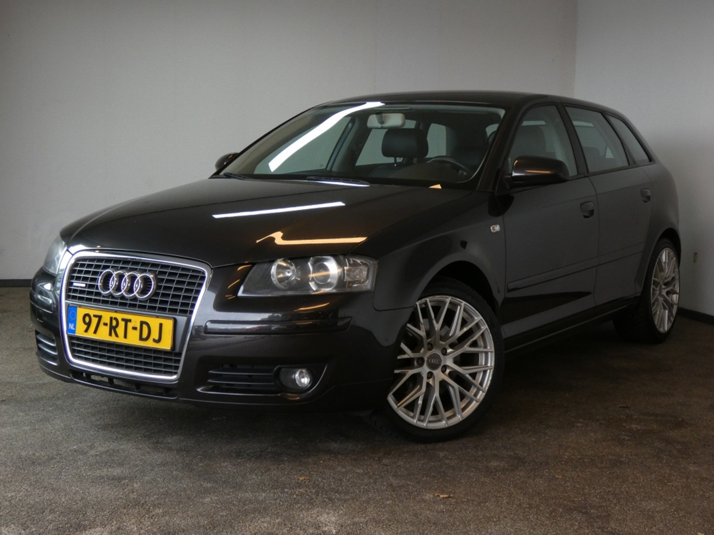 Audi Audi A3 2.0 TFSI q.Ambition Quattro Leder 2005 - voorkant