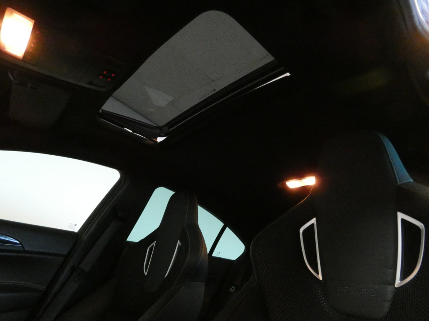 Foto van Opel Insignia Limousine HB