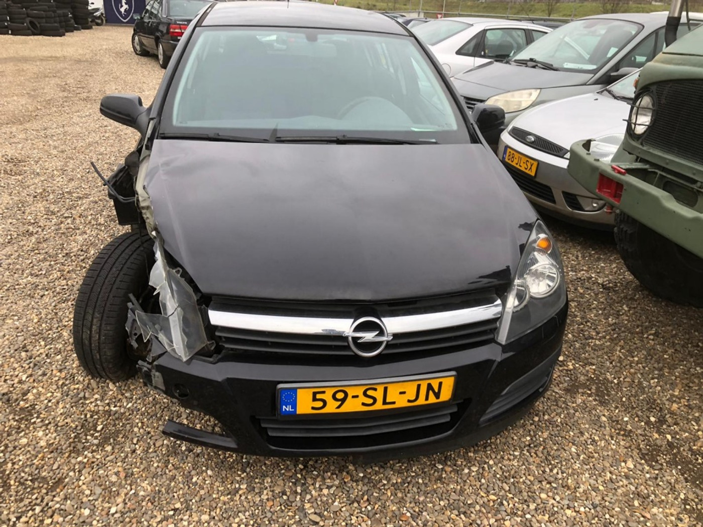 Opel Astra !!! SCHADE !!!!! 2006 - voorkant