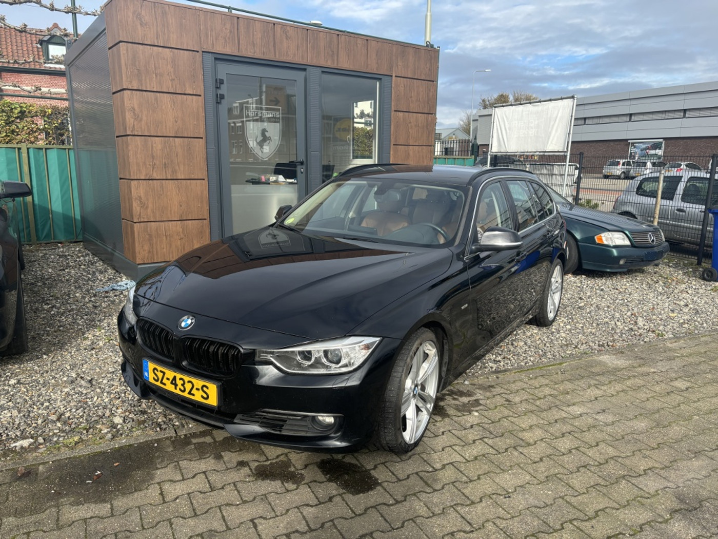 BMW 330d Gereserveerd 2014 - voorkant