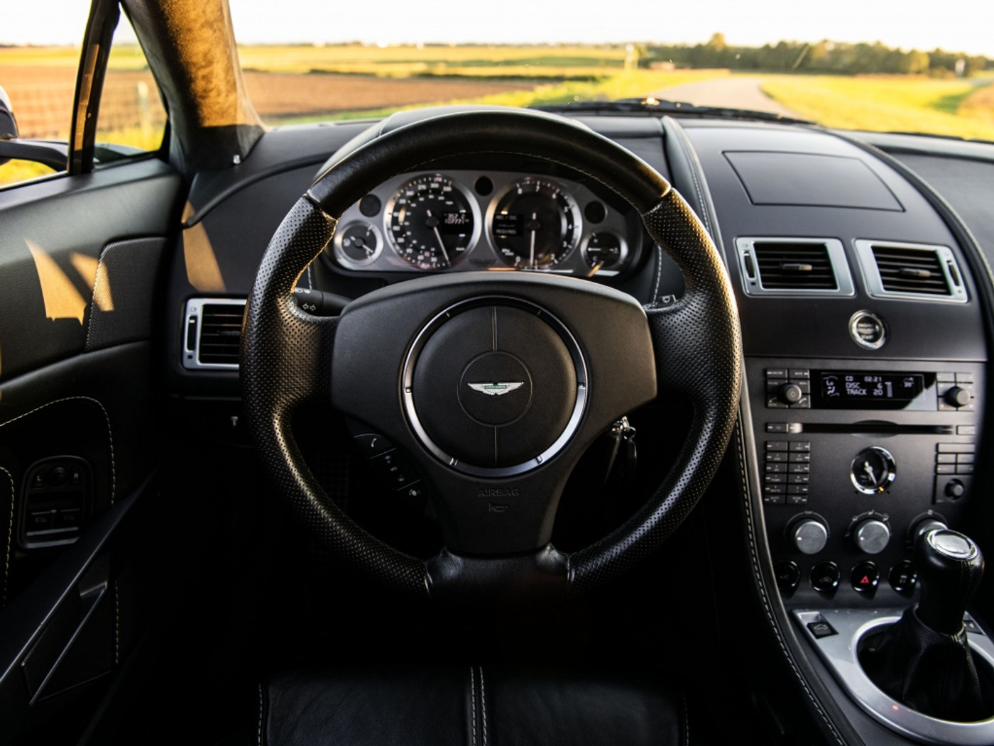 Foto van Aston Martin V8 Vantage