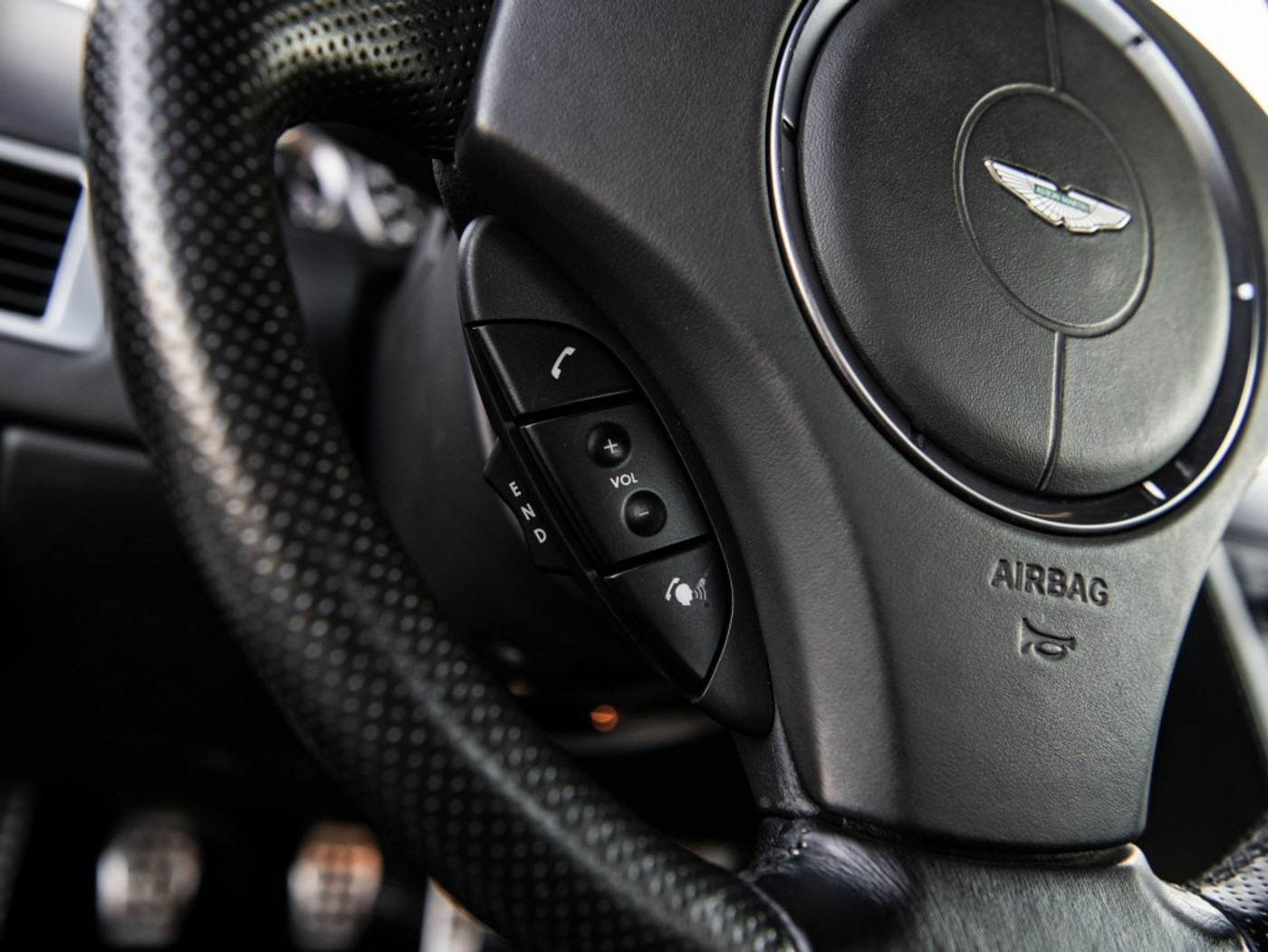 Foto van Aston Martin V8 Vantage