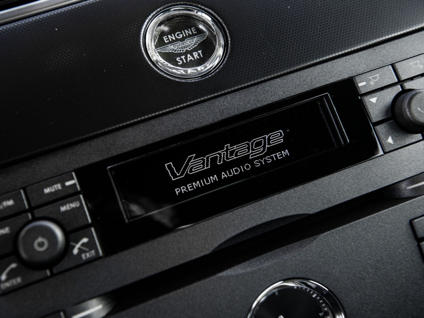 Foto van Aston Martin V8 Vantage