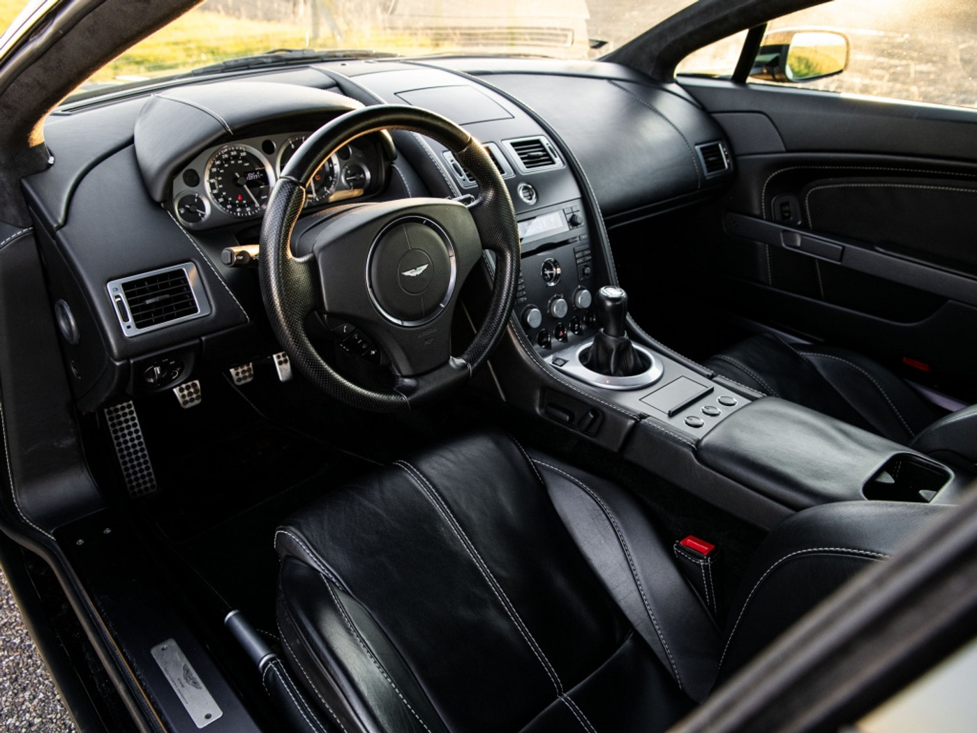 Foto van Aston Martin V8 Vantage