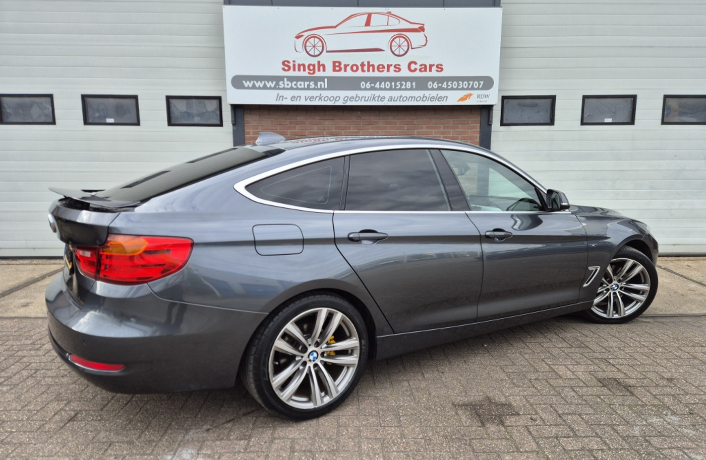 Foto van BMW 328i