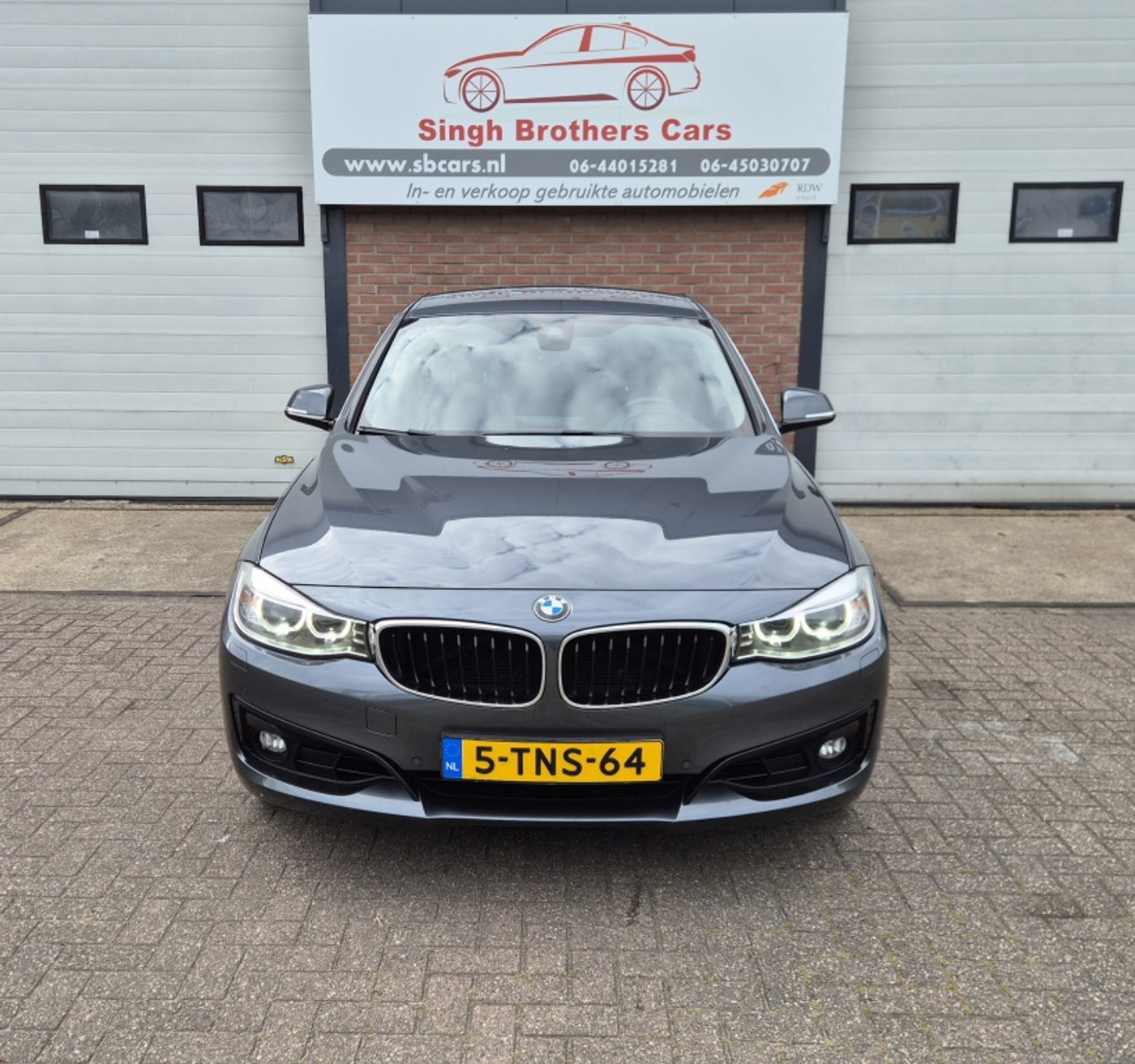 Foto van BMW 328i