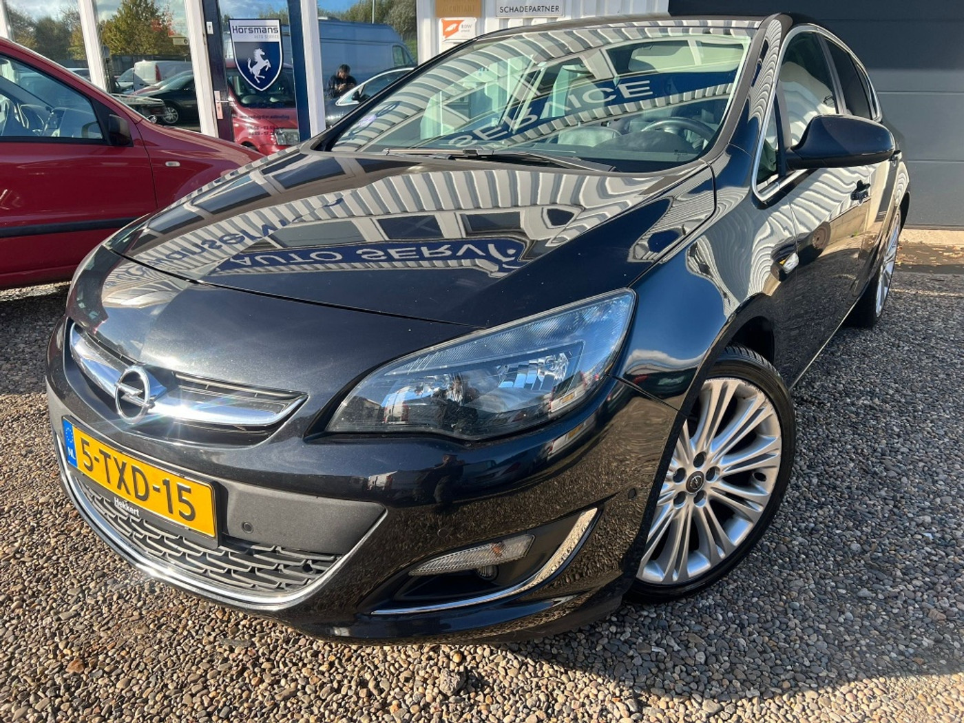 Opel Astra gereserveerd 2014 - voorkant