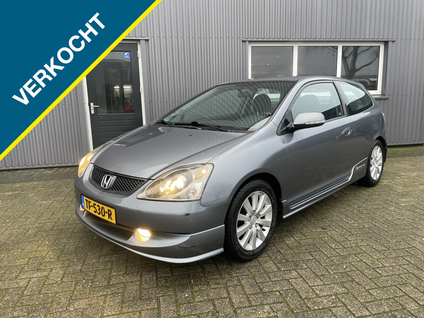 Honda Civic 3 DR 1.4i LS SPORT Airco Nieuwe APK! 2005 - voorkant