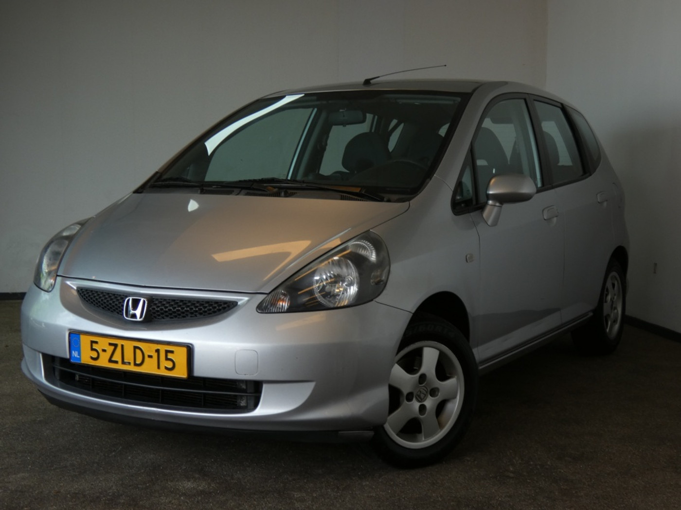 Honda Jazz 1.2 S NWE APK 2005 - voorkant