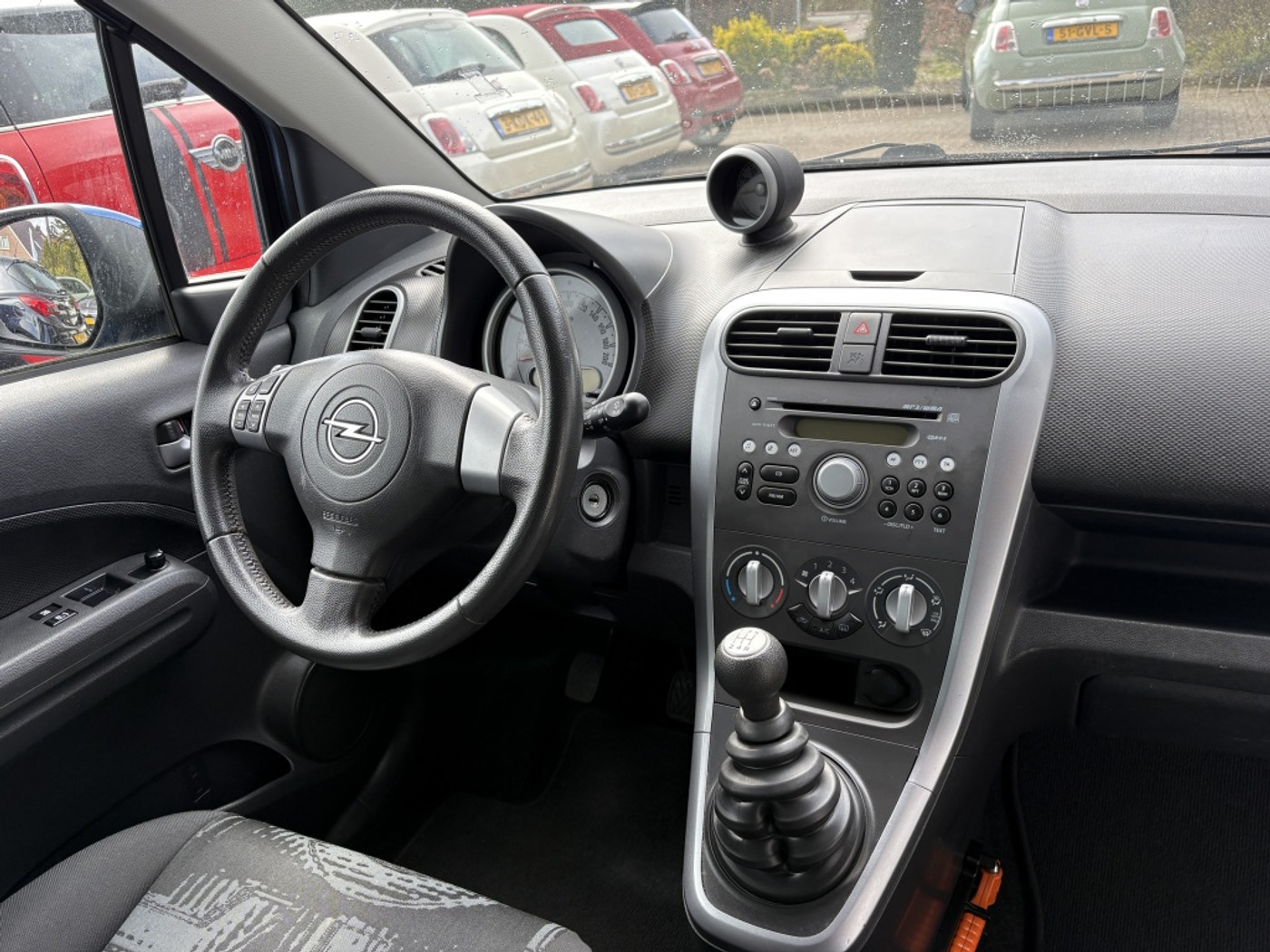 Foto van Opel Agila