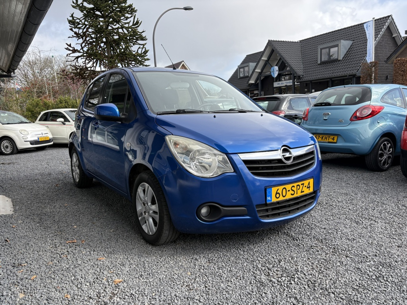 Foto van Opel Agila