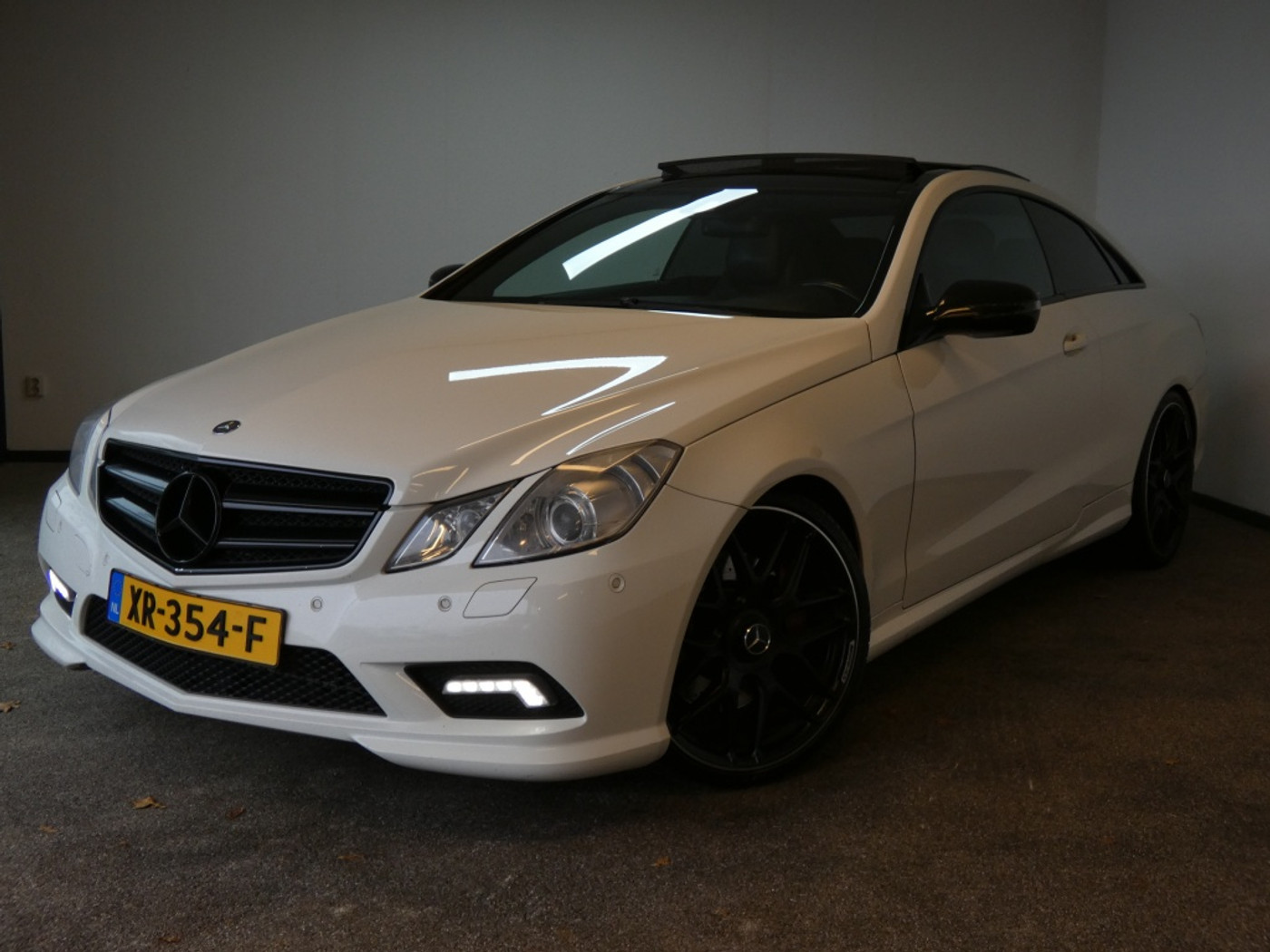 Mercedes-Benz E 500 500 Elegance Nwe APK airco 2009 - voorkant