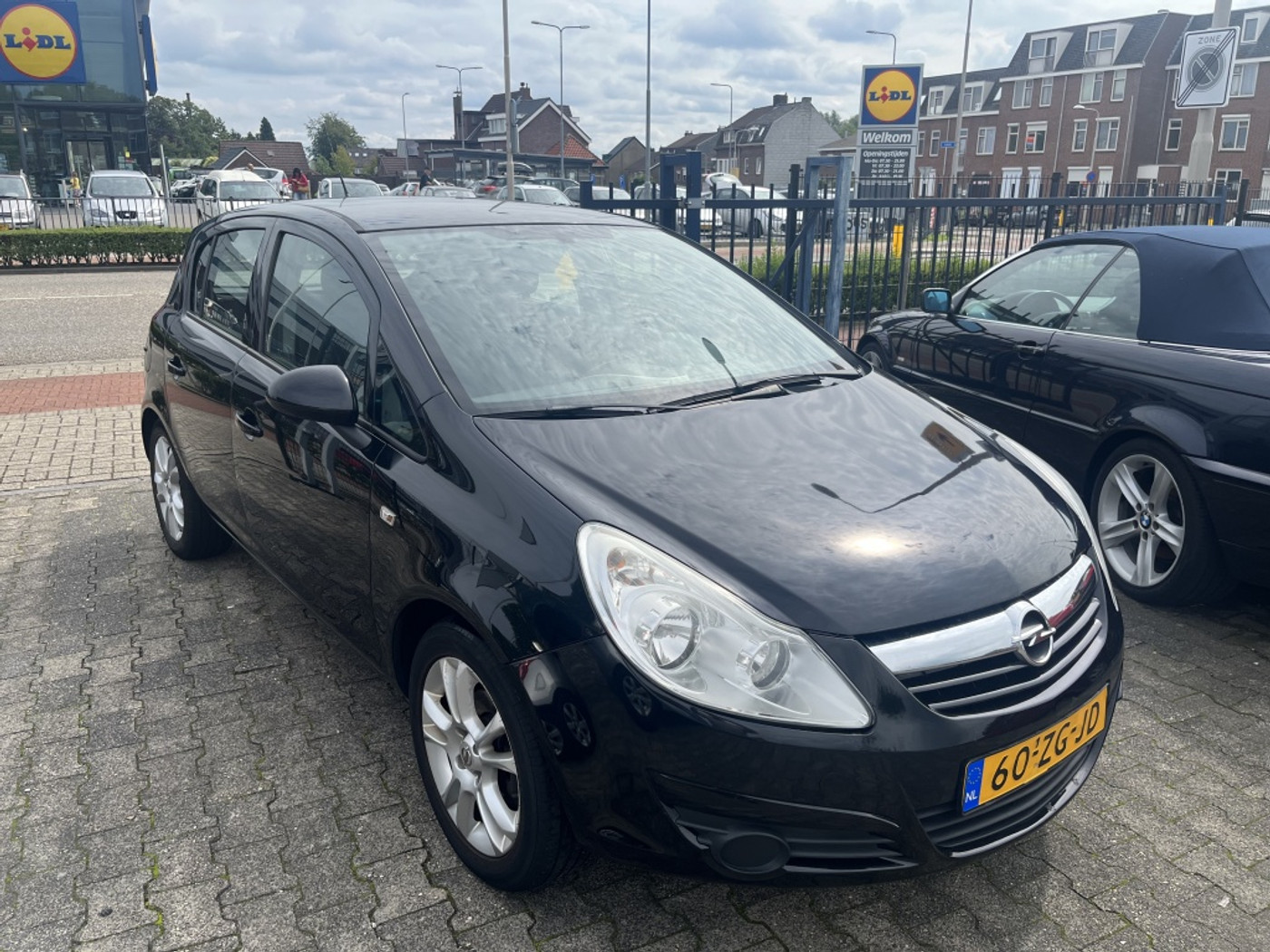 Opel Corsa 1.2-16V Business verkocht 2008 - voorkant