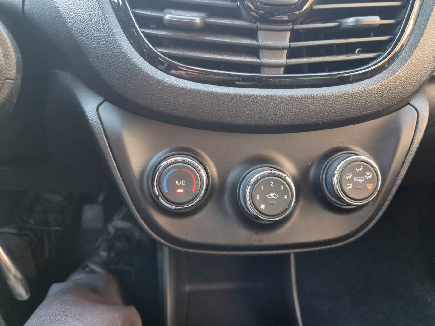 Foto van Opel Karl / Viva