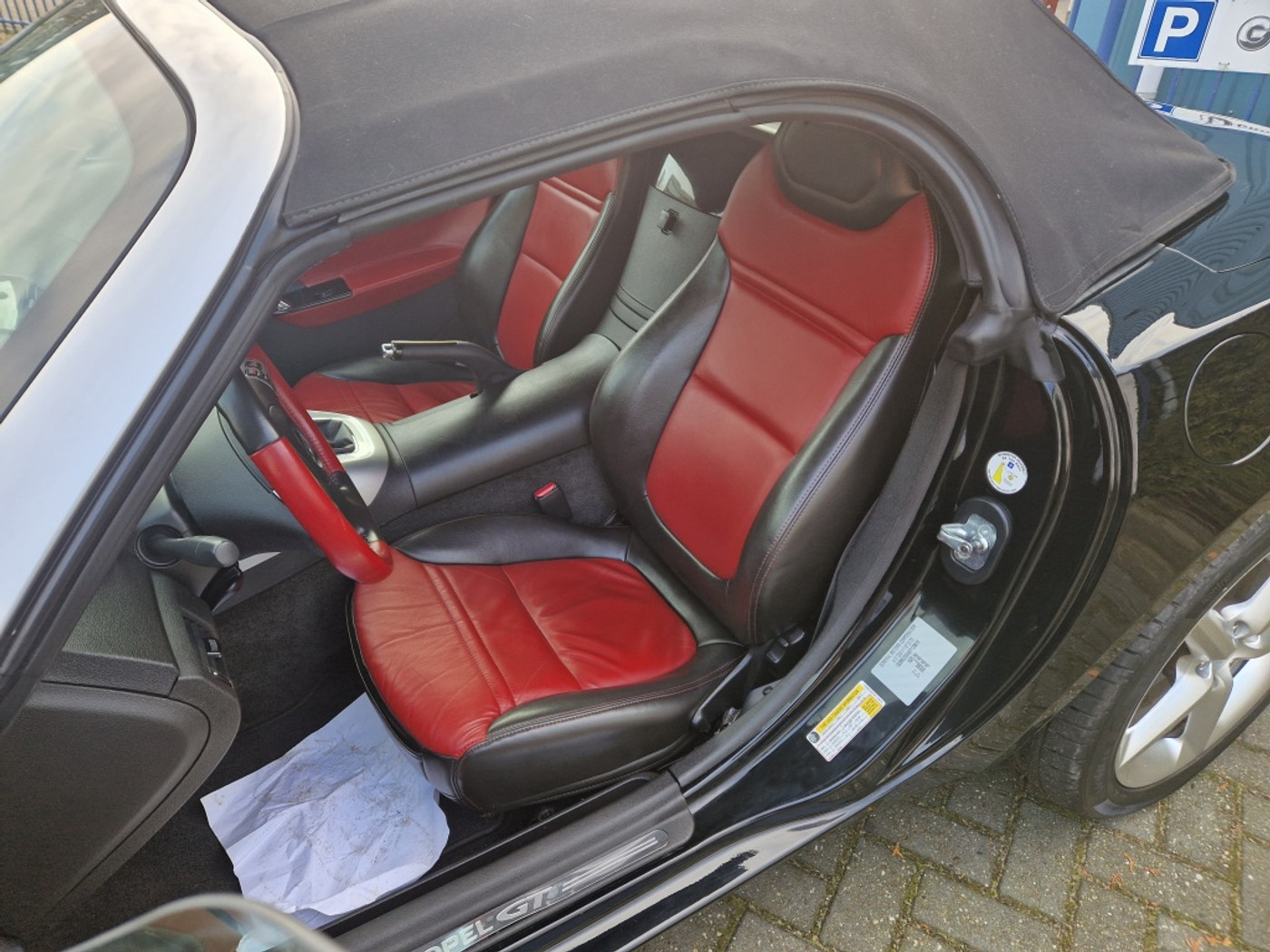 Foto van Opel GT