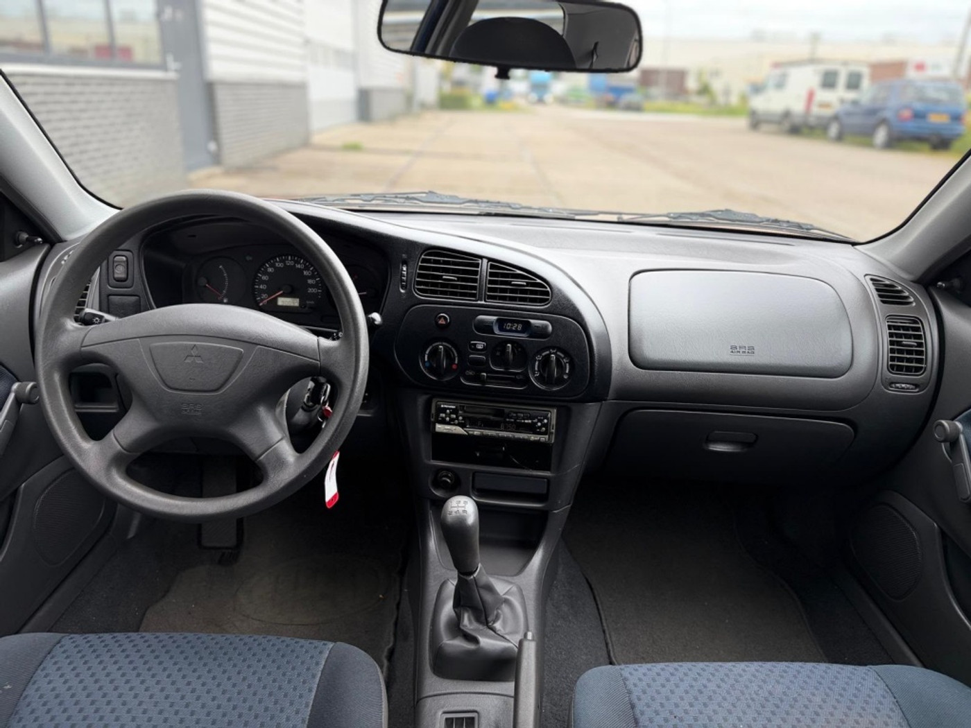 Foto van Mitsubishi Colt