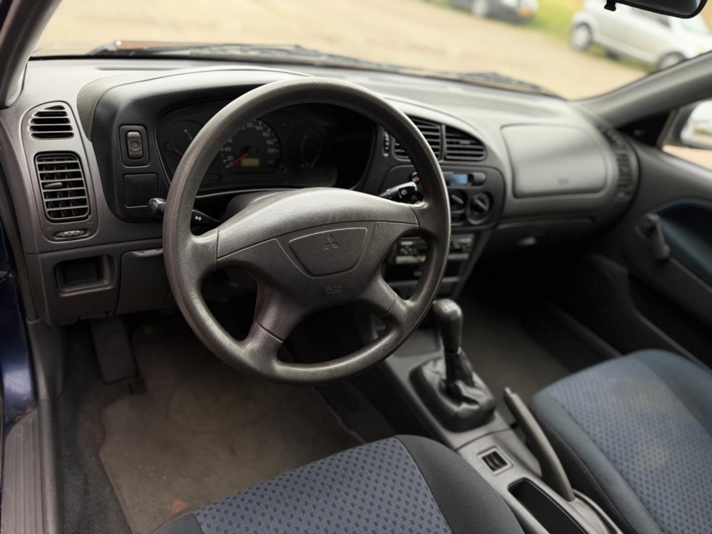 Foto van Mitsubishi Colt
