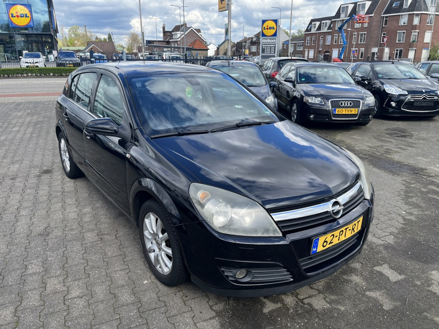 Opel Astra GERESERVEERD !!!!!!!!!!!!!! 2004 - voorkant