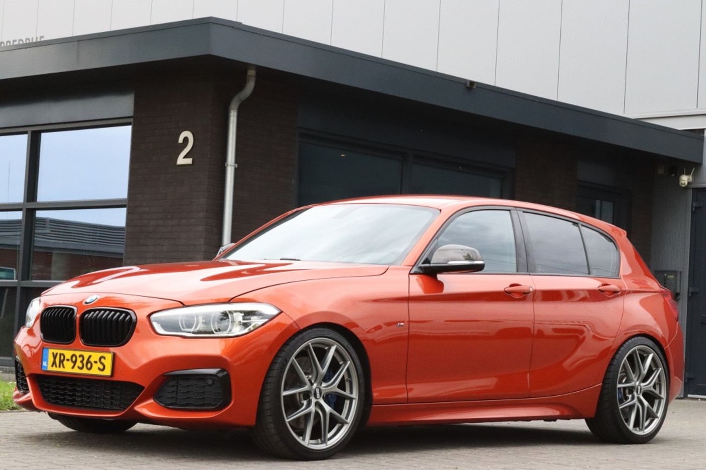 BMW 1er Reihe M140i xDrive I KW V3 I Mosselman 450PK I Leder 2017 - voorkant