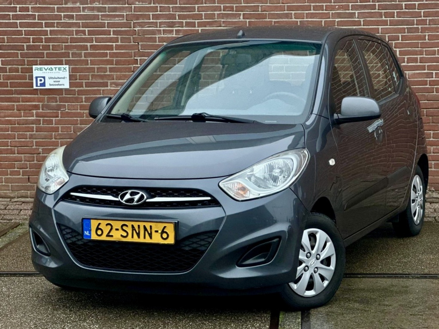 Hyundai I 10 1.1 i-Drive Cool |Airco |Stuurbkr |Nieuwe APK 2011 - voorkant