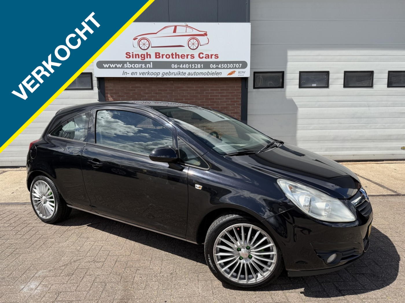 Opel Corsa 1.2-16V Essentia/AIRCO/ELE.RAMEN/17" Velgen/INRUIL MOG!!! 2008 - voorkant